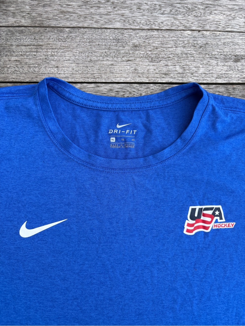 Nike Dry-Fit Hockey Women’s Royal Blue USA Logo Short Sleeve Tee - Picture 2 of 8